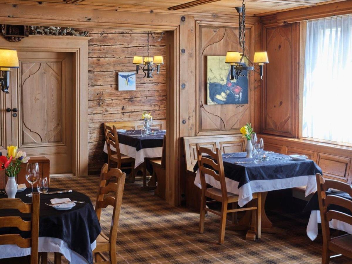 Casa Toedi Restaurant Hotel Trun Kültér fotó